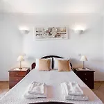 Catarina * Албуфейра